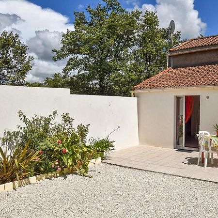 2 Bedroom Lovely Home In St Avaugourd Des Lande Saint-Avaugourd-des-Landes Luaran gambar